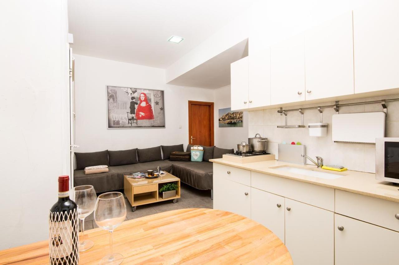 Apartmán Miraks Harav Kuk Tel Aviv Exteriér fotografie