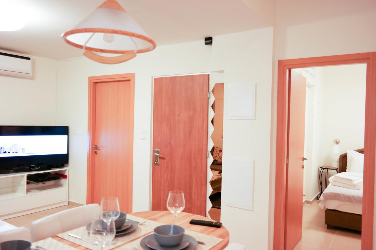 Apartmán Miraks Harav Kuk Tel Aviv Exteriér fotografie